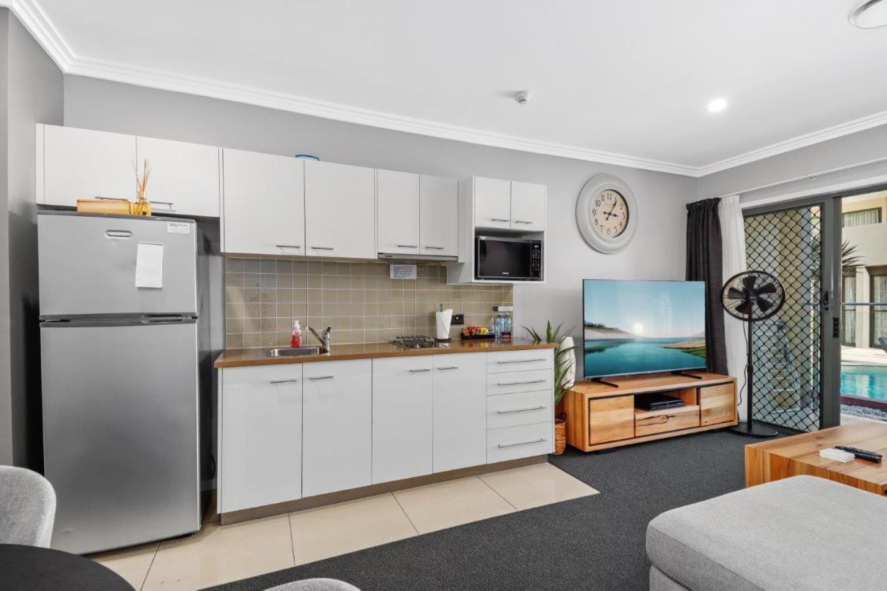 Aparthotel Eden By The Bay 4*