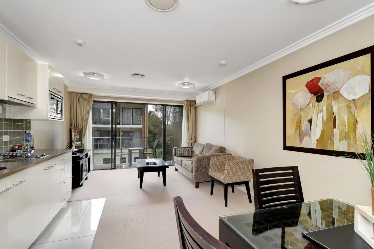 Aparthotel Eden By The Bay